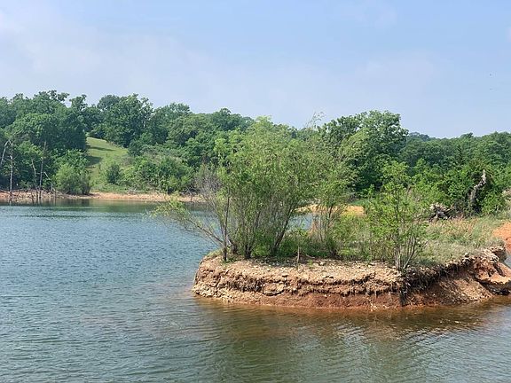5th image of 3500 Chickasaw Trl
