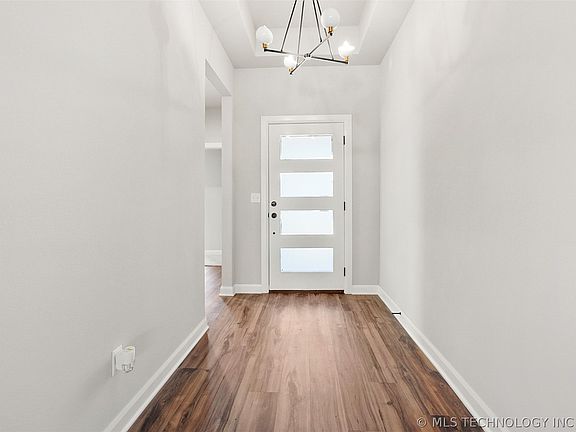 3rd image of 6959 E 154th Pl S