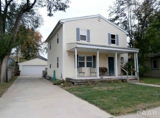 1411 Martha St, Pekin, IL 61554