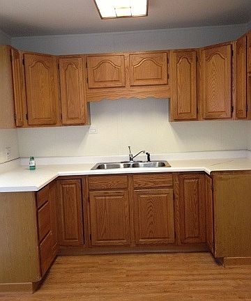 4th image of 16441 89th Ave
