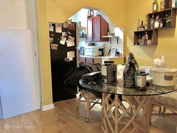 4th image of 2812 24th Ave APT 2A