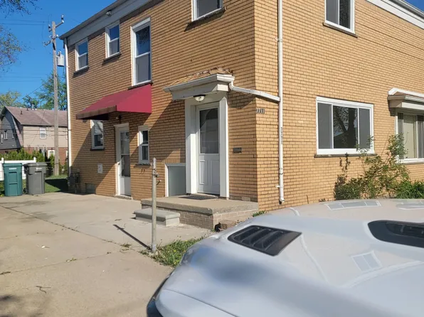 7711 Manor St, Dearborn, MI 48126