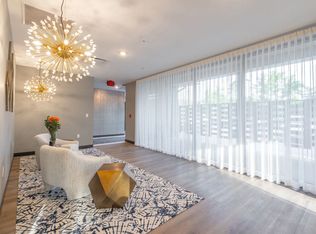 100 Quartz Knl #202, Edwardsville, IL 62025