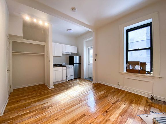 2nd image of 487 Clinton Ave #1CC