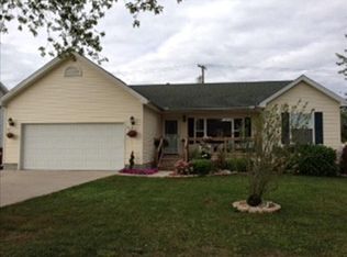 4921 Sycamore St, Newport, MI 48166