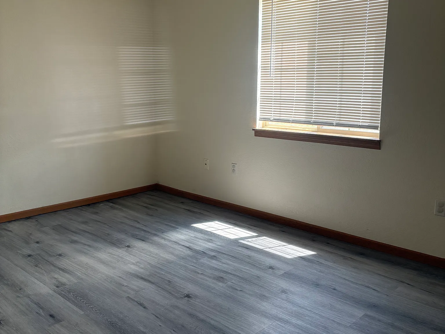 2 bed, 1083 sqft, $1,450 — Photo 2