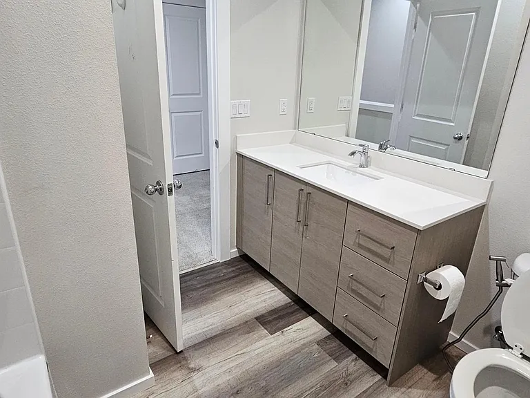 Full bathroom on Second floor