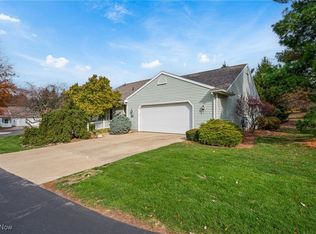 2079 Heather Ct, Akron, OH 44313