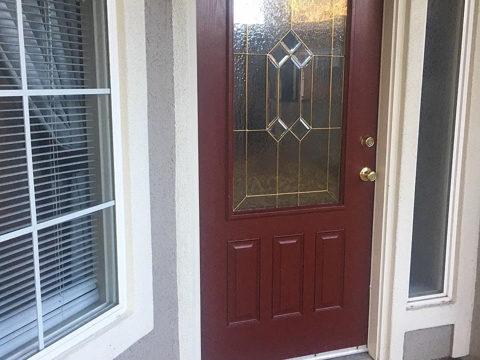 1st image of 6423 N Vicksburg Pl