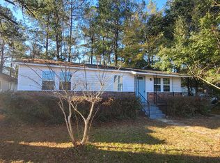 706 Saint John St, Kingstree, SC 29556