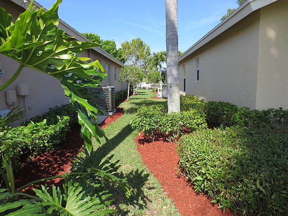 2nd image of 8918 SW Fishermans Wharf Dr