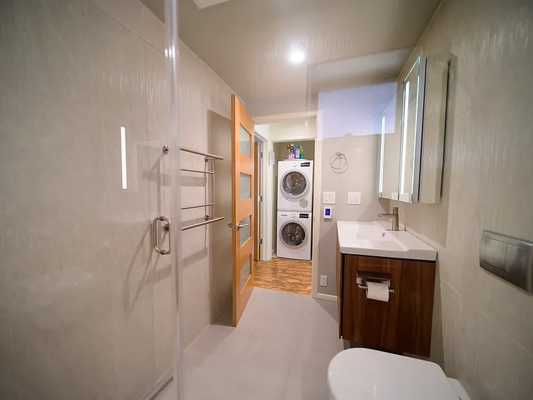 719 Spring St #A — Photo 23