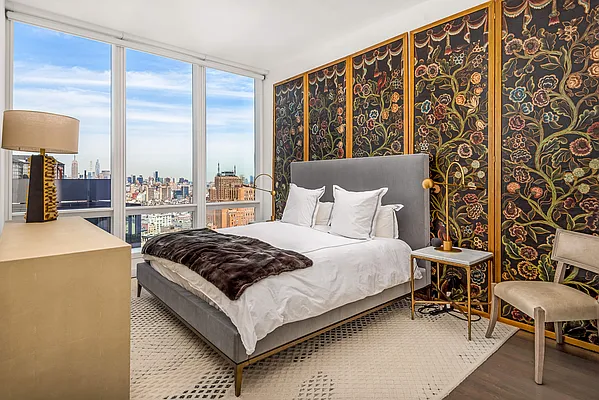 Rented by Real Broker NY LLC | media 15