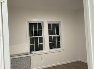 25531 148th Ave, Rosedale, NY 11422