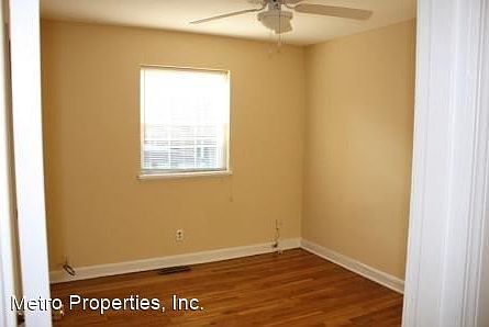 2nd image of 3311 Ellwood Ave APT 4