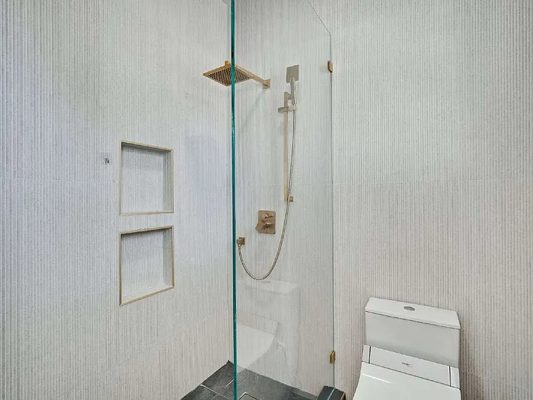 675 W Esplanade Dr — Photo 28