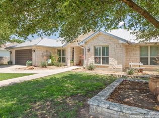 608 W Morse St, Fredericksburg, TX 78624