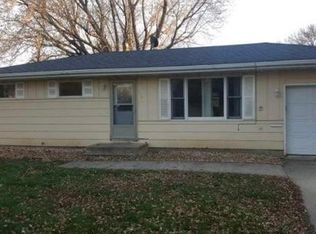106 Fremont St, Marshall, MN 56258