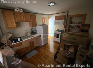 100 River St #3, Cambridge, MA 02139