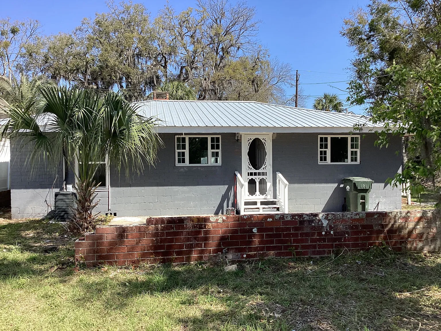 2 bed, 1200 sqft, $2,300 — Photo 2