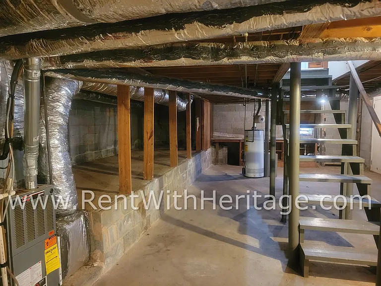 5575 Burrus Rd — Photo 44