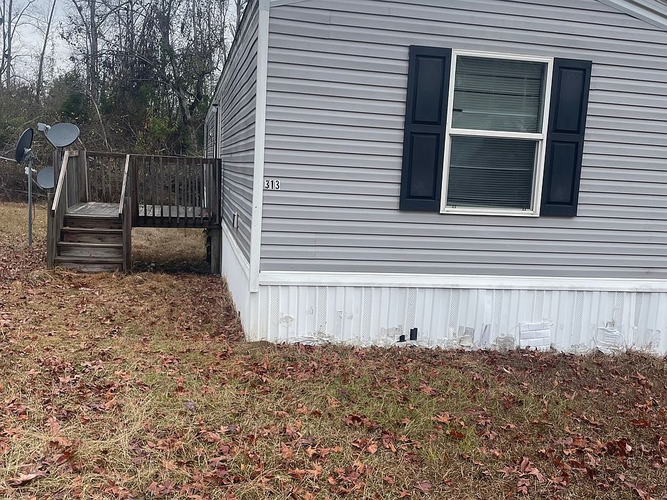 1st image of 313 Creekside Dr