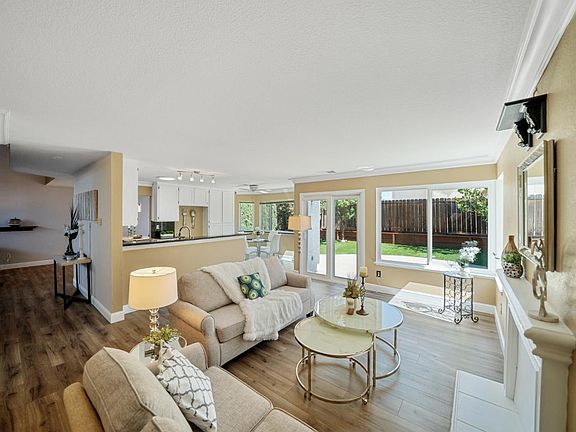 5th image of 2230 Woodhill Dr