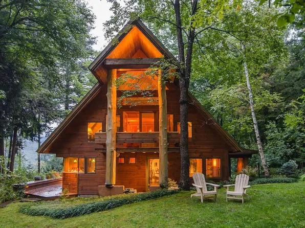 190 Upper Pines Road, Warren, VT 05674