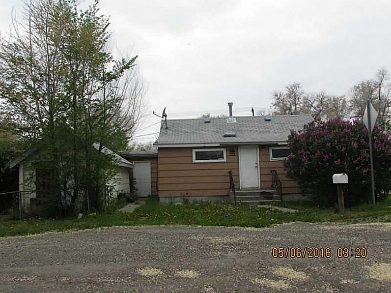 2nd image of 202 Monroe St