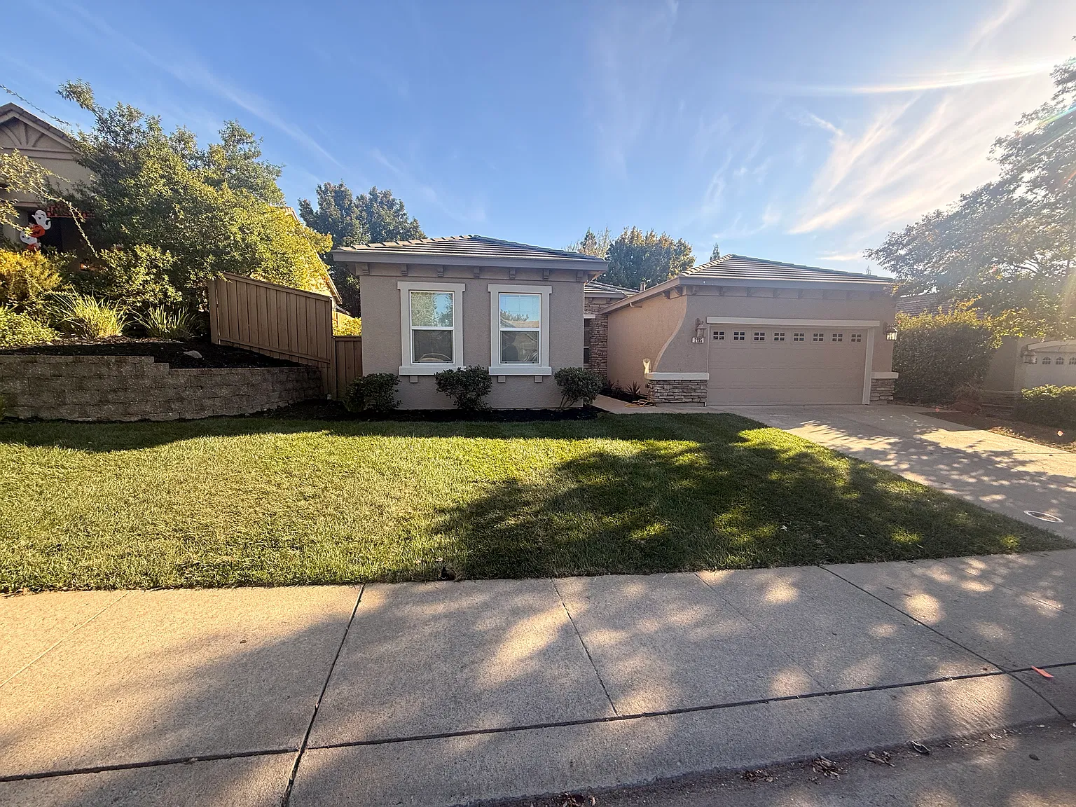 3 bed, 1919 sqft, $3,500 — Photo 1