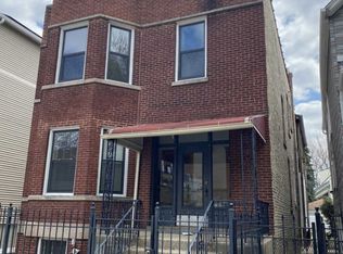 2117 W Berteau Ave APT 2F, Chicago, IL 60618