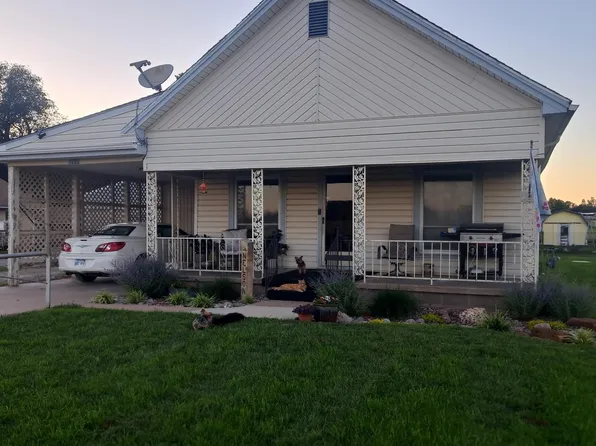 6946 Sunset Dr, Arkansas City, KS 67005