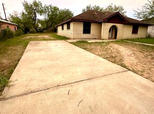 228 W 9th St, La Joya, TX 78560