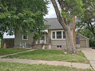 749 E Oakdale Ave, Russell, KS 67665