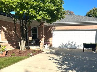 16427 Avenel Dr, Orland Park, IL 60467