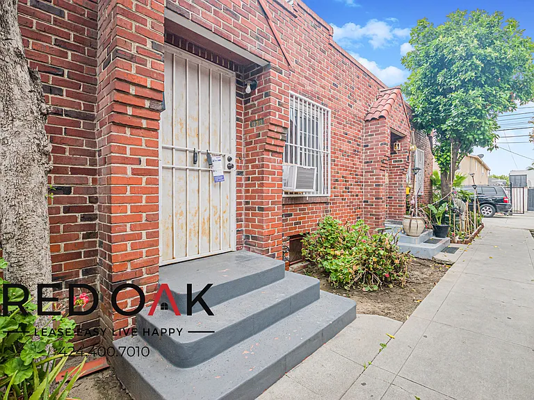 638 E 82nd St #638 — Photo 14