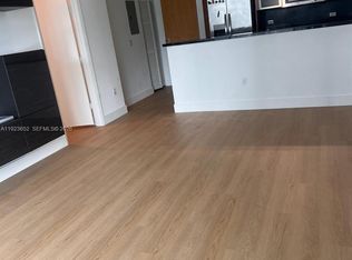 253 NE 2nd St APT 2701, Miami, FL 33132