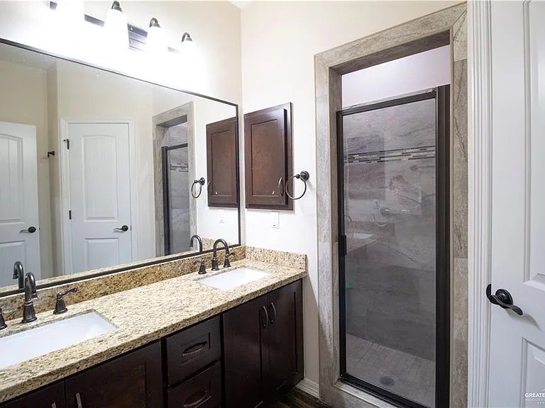 2901 E Imperial Oaks Dr — Photo 8
