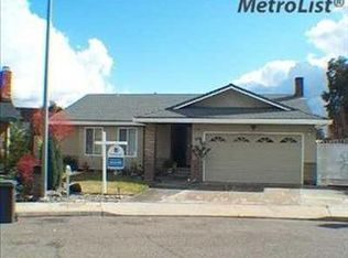 220 Hope Ct, Turlock, CA 95382