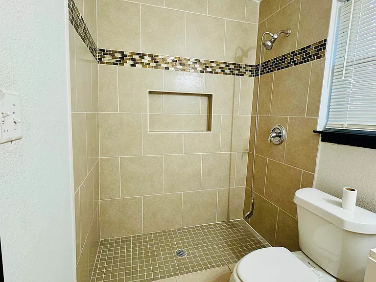 5206 Pond Lake Dr #2 — Photo 23