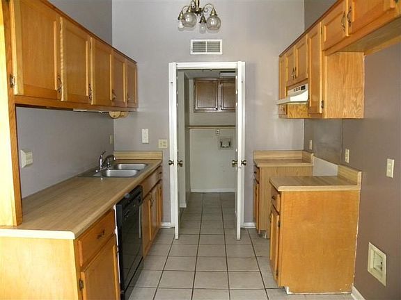 459 E Brick Dr, Marion, AR 72364