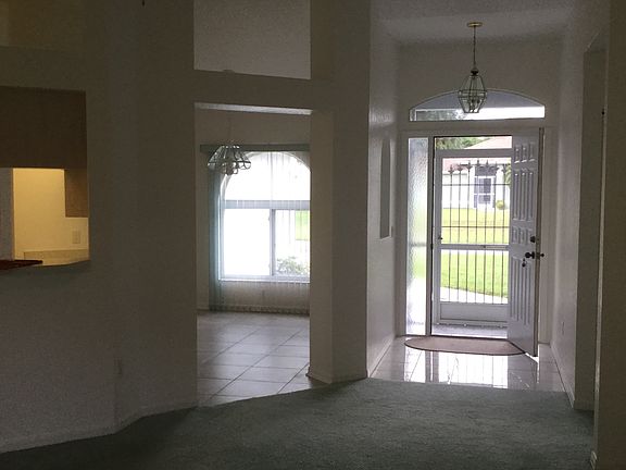 4th image of 4054 Allure Ln