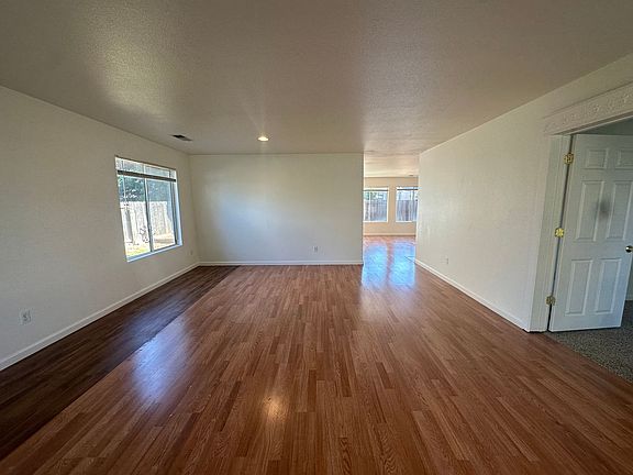 2nd image of 3354 Dayton Herzog Ln