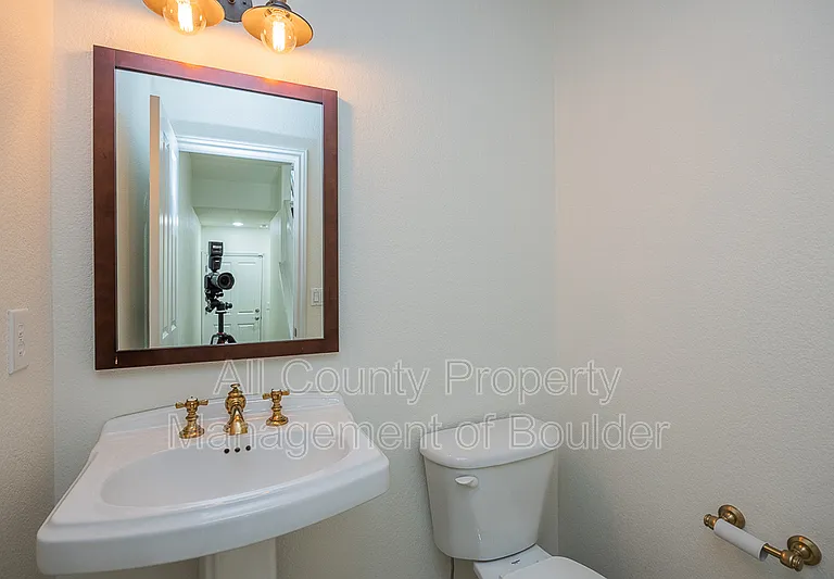 270 Laramie Blvd — Photo 20