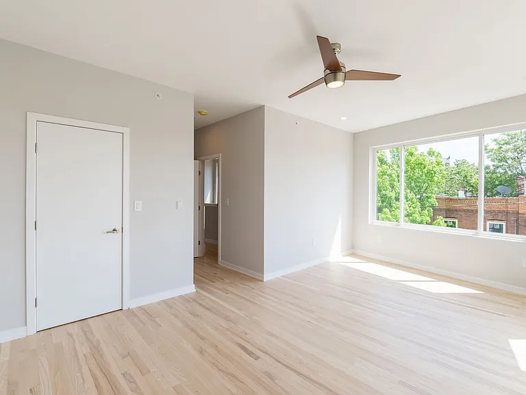 1351 S Myrtlewood St — Photo 29