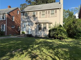1979 Staunton Rd, Cleveland, OH 44118