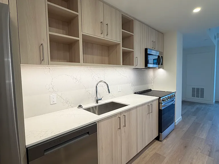 1565 Harbor Blvd #7789 — Photo 3
