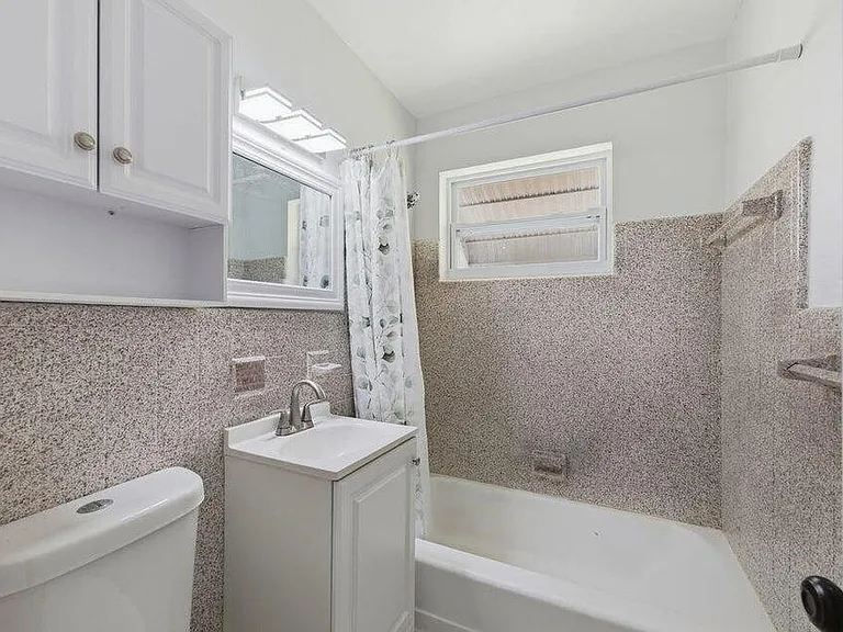 102 SE El Sito Ct — Photo 14