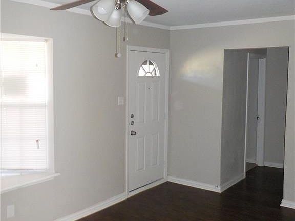 2nd image of 713 Cranbrook Ln