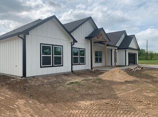 689 Dill Rd, Weatherford, TX 76085